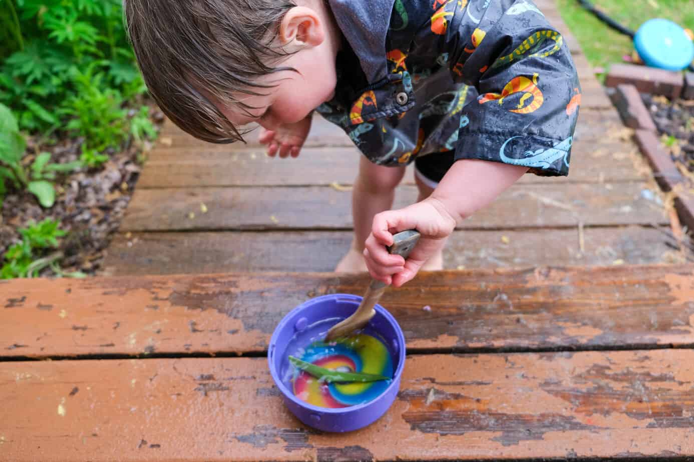 14 Fun OUTDOOR Rainy Day Play Activities for Kids (Toddlers Too ...