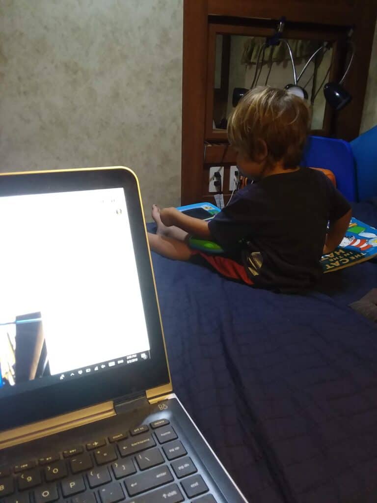 how to work in rv with kids