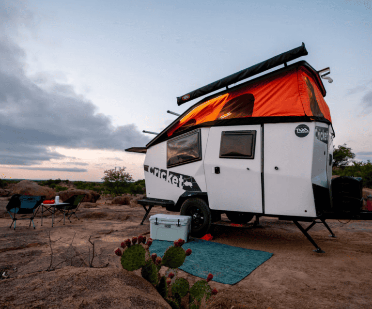 13 Top Rated Small Travel Trailers Under 3500 lbs (2024) – The Crazy ...